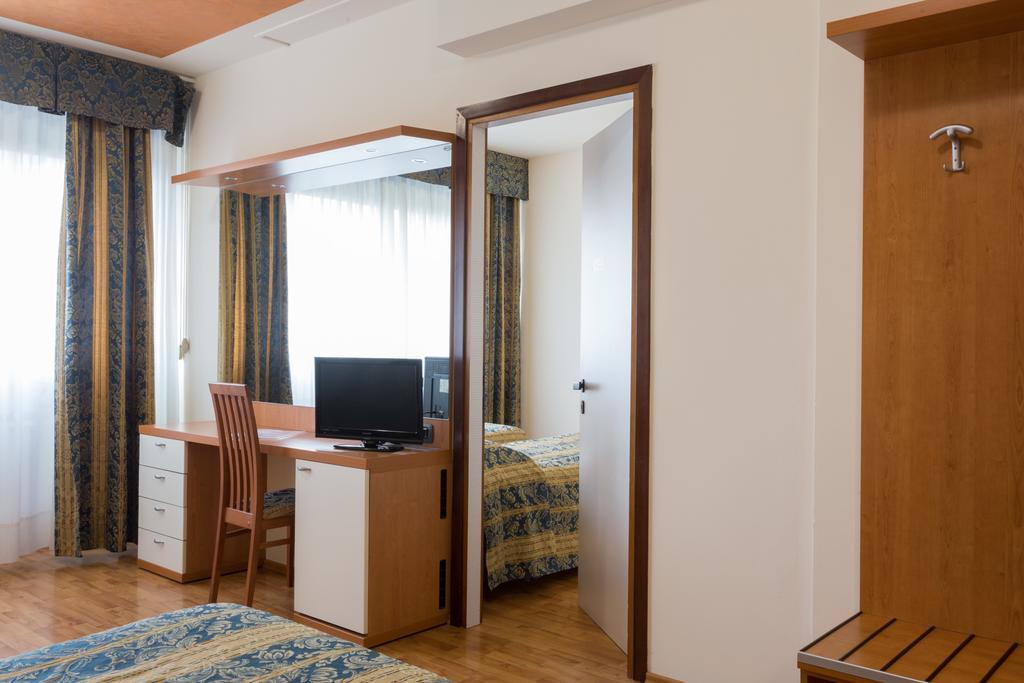 Hotel Airmotel Mestre Esterno foto